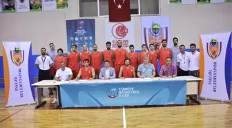 İnegöl Belediyespor'dan İmza Şovu