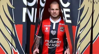 Nice, Wesley Sneijder'i Napoli Maçı Kadrosuna Almadı