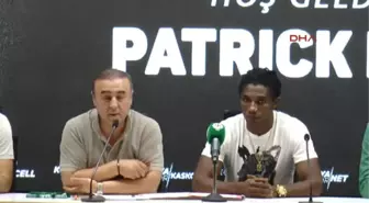 Atiker Konyaspor, Patrick Friday Eze ile Anlaştı