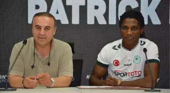 Atiker Konyaspor, Patrick Friday Eze ile Sözleşme İmzaladı