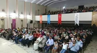 Çeled Uşaglar İlçelerde Tiyatroseverlerle Buluşuyor