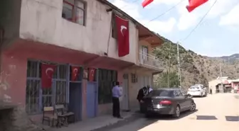 Hamzaçebi'den Şehit Öğretmenin Ailesine Ziyaret