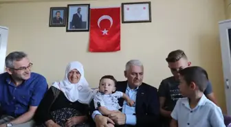 Başbakan Yıldırım'dan 15 Temmuz Şehidinin Ailesine Ziyaret