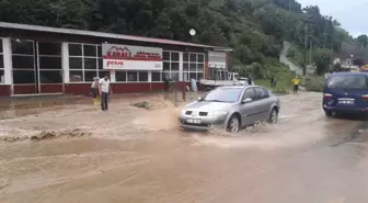 Rize'de Şiddetli Yağış