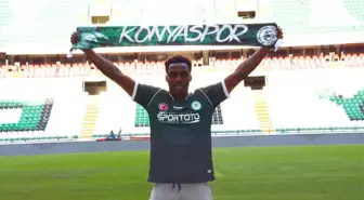 Atiker Konyaspor'a Gabonlu Forvet