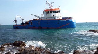 Araştırma Gemisi İskenderun Açıklarında Karaya Oturdu