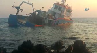 Araştırma Gemisi İskenderun Açıklarında Karaya Oturdu