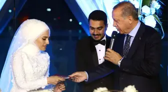 Cumhurbaşkanı Erdoğan, İki Gün Üst Üste Nikah Şahidi Oldu