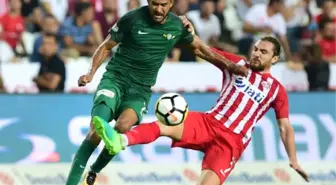 Antalyaspor'da Zeki Yıldırım Sahalardan 1.5 Ay Uzak Kalacak