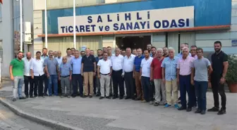 Salihli'de Emlakçılar, Müteahhitlerle Buluştu