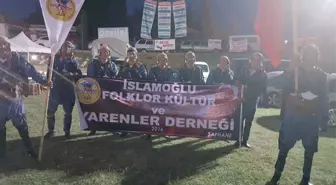 Şaphane İslamoğlu Folklor Kültür ve Yarenler Derneği Üyelerinden Efe Oyunu