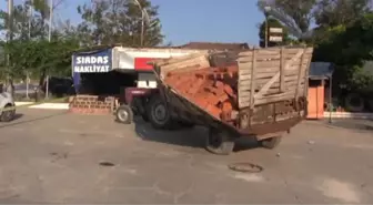 Şişirilirken Patlayan Traktör Lastiği, Can Aldı!