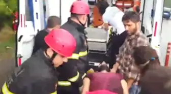 Zonguldak-Ereğli Karayolunda Minibüs Devrildi: 2 Yaralı