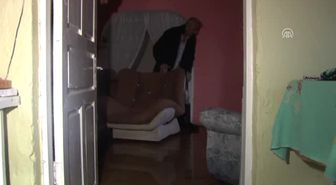 Sağanak Nedeniyle İki Katlı Evi Su Bastı