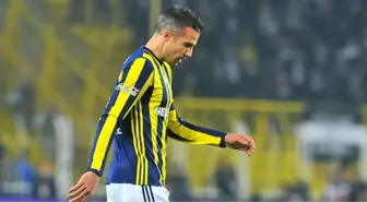 Fenerbahçe'de Yokları Oynayan Robin van Persie, Feyenoord'la Anlaştı