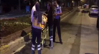 Kadıköy'de Motosiklet Kazası: 2 Ağır Yaralı