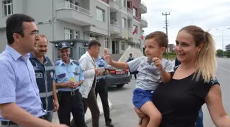 Kaymakam Güner'den Sürücülere Çikolatalı Uyarı