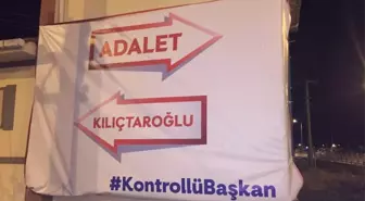 Adalet Kurultayı'na Pankartlı Tepki