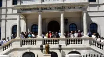 Sivas Lisesi Mezunları Okullarıyla Buluştu