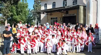 İzmirli Hayırseverden Manisa'da Toplu Sünnet Şöleni