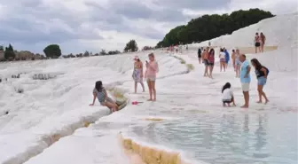 Bayram Tatili Pamukkale'ye de Yaradı