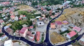 Hakkari'de Yol Asfaltlama Çalışması