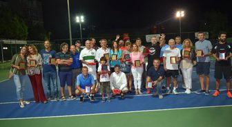 Niyazi Mete Tenis Turnuvası Tamamlandı