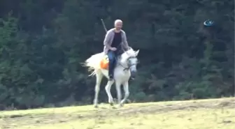 Yıkım Kararı Gelen Yayla Evi Sahiplerine Atlı Tüfekli Destek