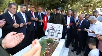 Adıyaman'da Şehitlik ve Şehit Aileleri Ziyaret Edildi