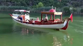 Dalyan'da Saltanat Kayığına Turist İlgisi