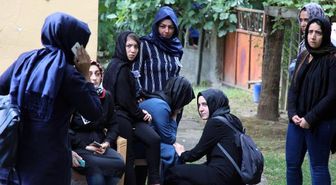 Eşiyle Motosiklet Kazasında Ölen Genç Kadın Toprağa Verildi