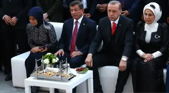 Konya Tartışmalarının Ardından Erdoğan'dan Davutoğlu'na Jest