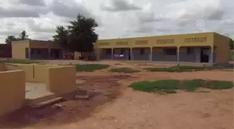 Tika'nın Gönüllüleri Okul Tadilat Çalışmalarına Katıldı - Burkina