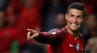 Faroe Adaları'na 3 Gol Atan Ronaldo, Milli Takım Gol Sayısında Pele'yi Geçti