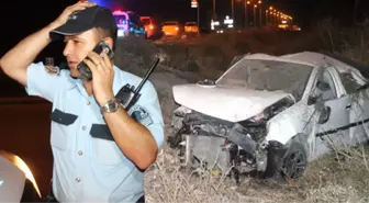 Takla Atan Otomobilde 2 Kişi Öldü, Polis Acı Haberi Veremedi: Telefon Burada Kalmış