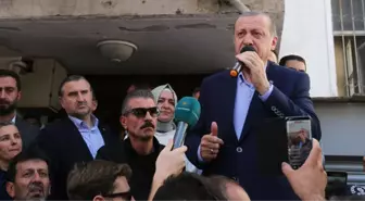 Erdoğan, Meydandan Yükselen 'Dik Dur Eğilme, Bu Millet Seninle' Sloganına Böyle Yanıt Verdi