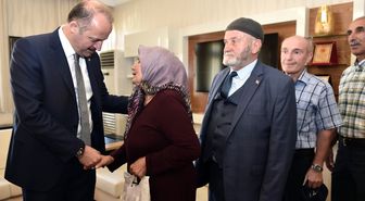 Mamak'ta Mesainin İlk Günü Bayramlaşma ile Başladı