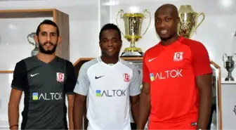 Balıkesirspor'da İmzalar Tamam