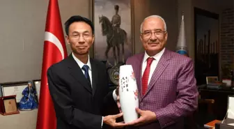 Çin Büyükelçisi Hongyang, Başkan Kocamaz'ı Ziyaret Etti