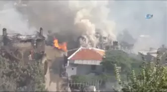 Yangın Nedeniyle Tahliye Edilen Zeytinköy'de Evler Yanmaya Başladı