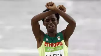 Gümüş Madalyalı Feyisa Lilesa: 'Eğer Etiyopya'ya Dönersem, Hükümet Beni Öldürür'