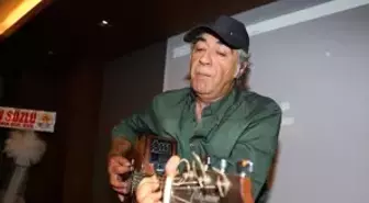 Adana'da En Az 7 Bin Kişi 'Akdeniz Akşamları' Çalacak