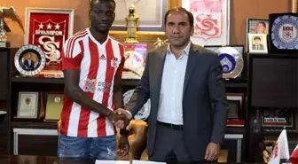 Sivasspor'a Kongolu Orta Saha Oyuncusu