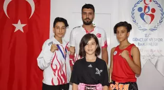 Ailesinden Ayrı Ama Dünya İkincisi Oldu