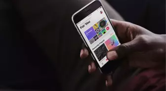 Apple Warner Music ile Lisans Anlaşması Yaptığı Bildiriliyor