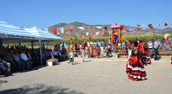 Efeler'de Düğün Gibi Park Açılışı