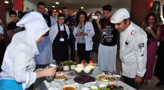 Lise Öğrencileri Avrupa Lezzetleri İçin Yarıştı