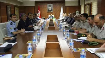 Nevşehir'de Güvenlik ve Asayiş Toplantısı Yapıldı