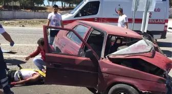 Otomobil ile Kamyonet Çarpıştı: 1 Yaralı