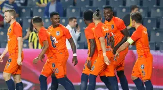 Süper Lig'de Başakşehir, Fenerbahçe'yi 3-2 Mağlup Etti